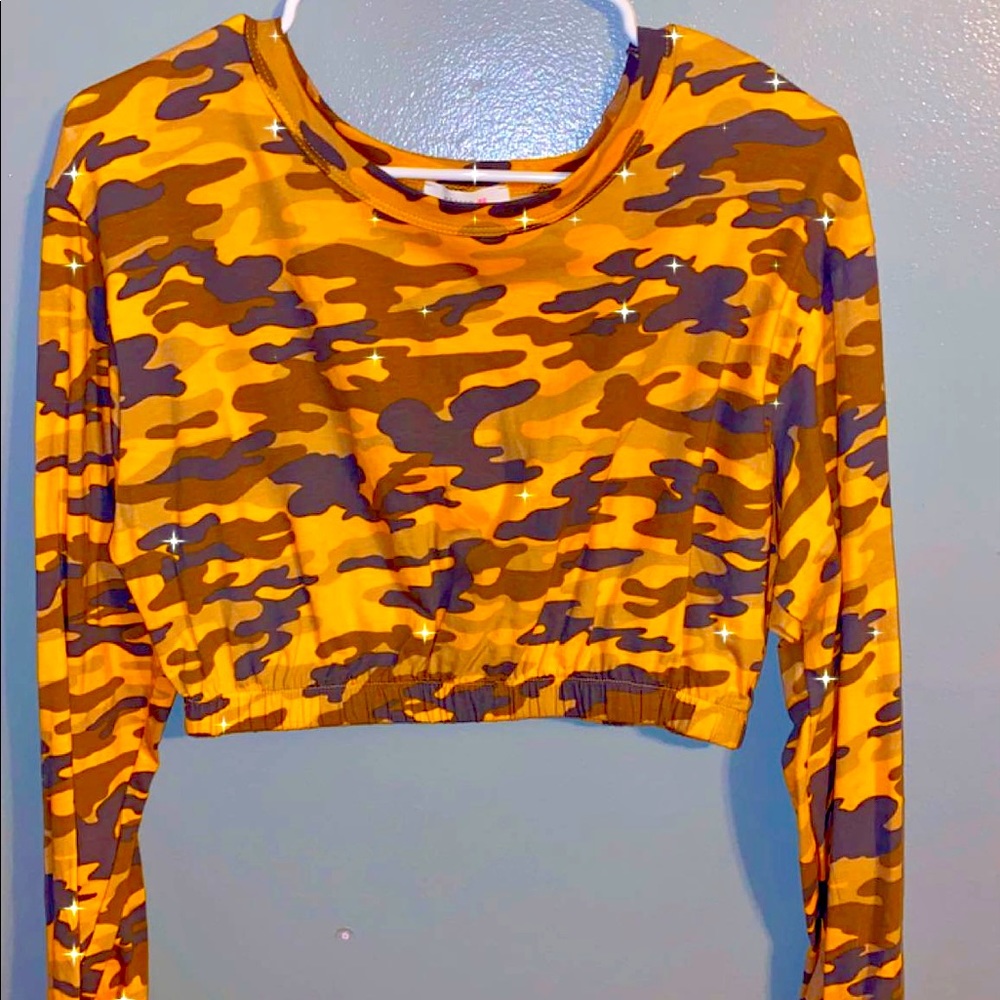 Long Sleeve Crop Top